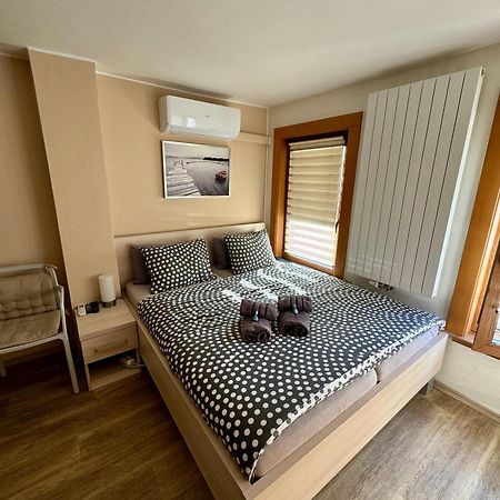 Apartman Mh Břeclav Buitenkant foto