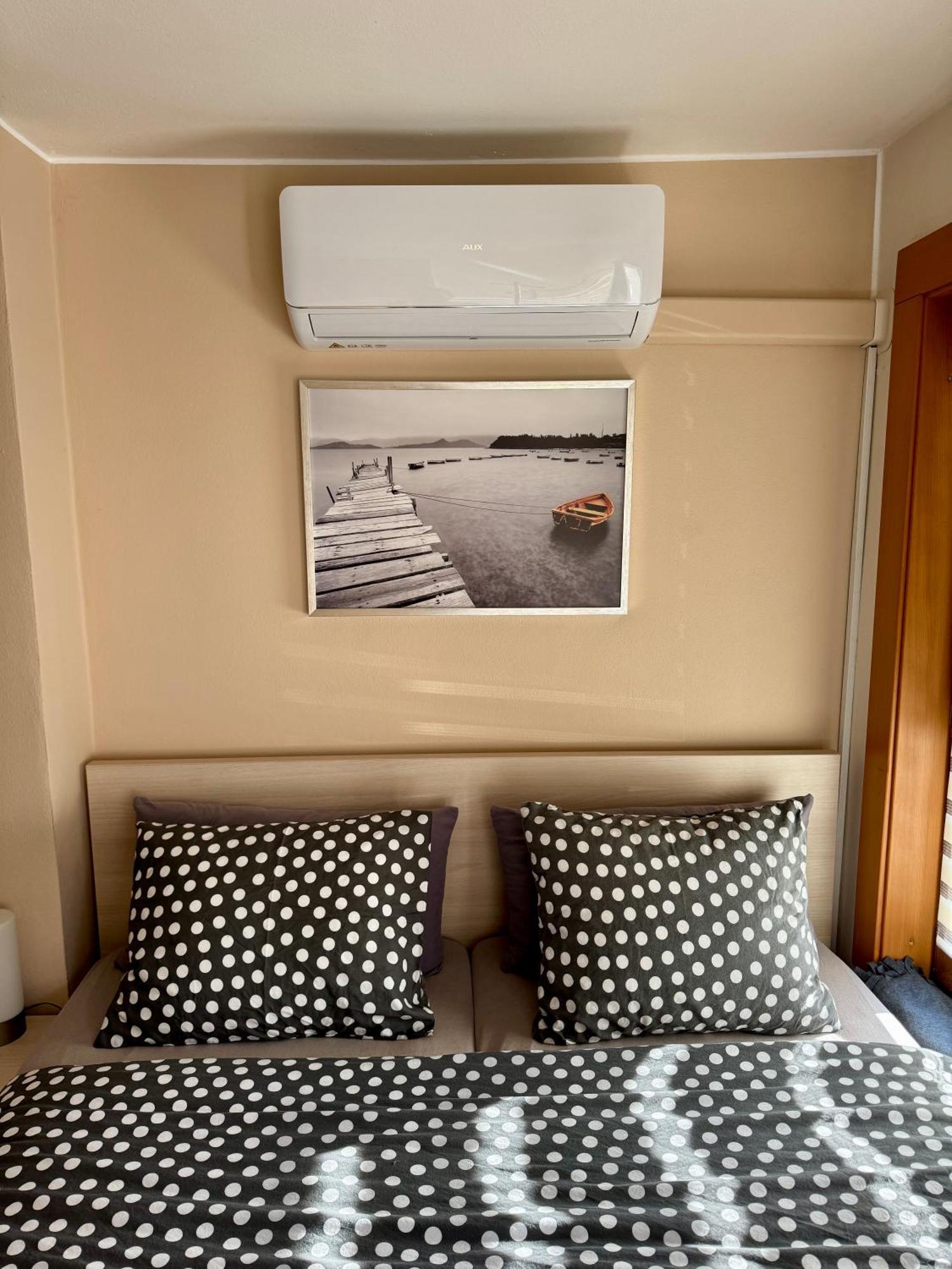 Apartman Mh Břeclav Buitenkant foto
